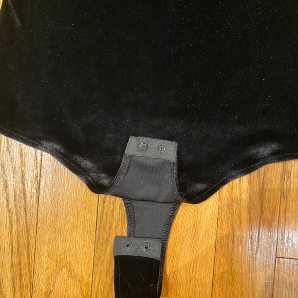 Top - Picture 3 of 4